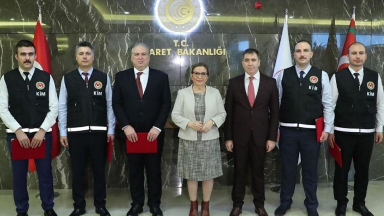 İstanbul'da rekor uyuşturucu ele geçiren 'KİM' ekibine ödül