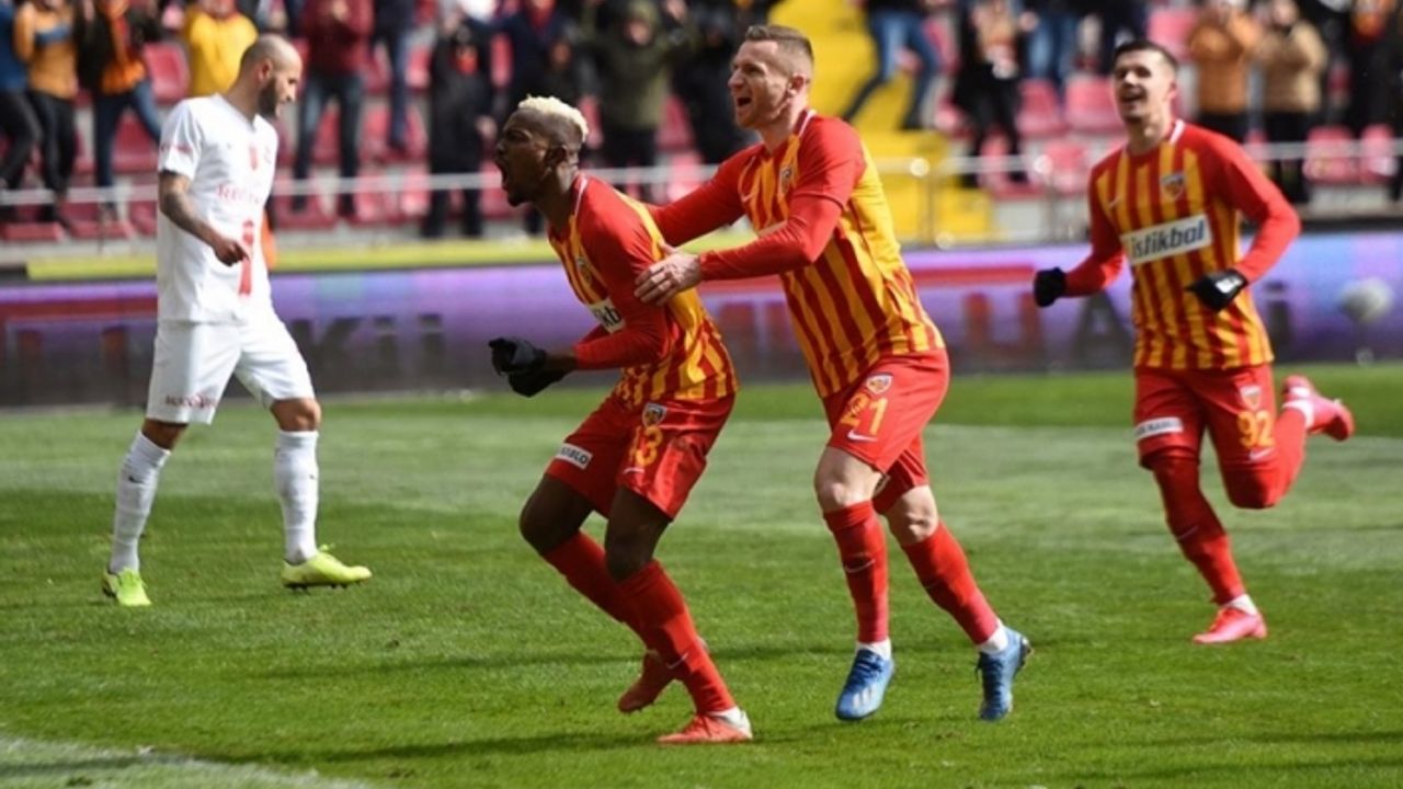 Antalyaspor maçındaki oyun Kayserispor'u ümitlendirdi