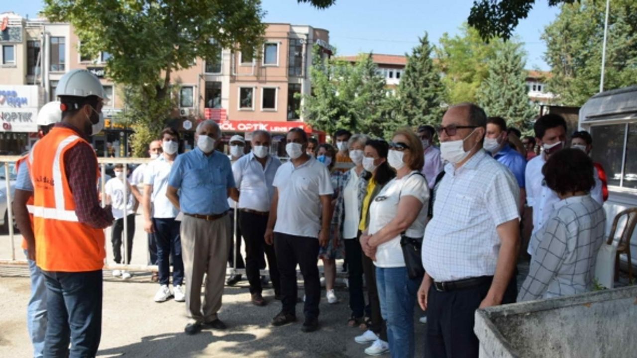 CHP Bursa İl Başkanı Karaca ''tek becerileri "hizmet üretiyormuş gibi görünmek"
