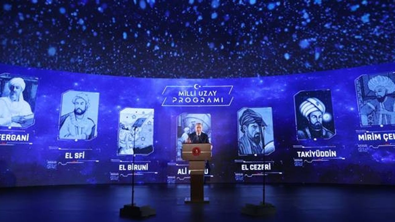 Cumhurbaşkanı Erdoğan, Türkiye’nin Millî Uzay Programı’nı açıkladı.