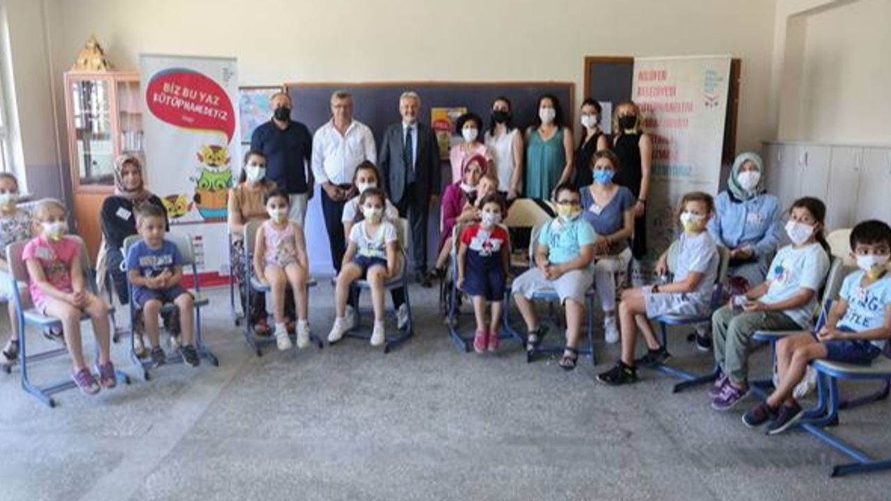 Nilüfer Belediyesi Başkanı Turgay Erdem, çocukların eğlencesine ortak oldu