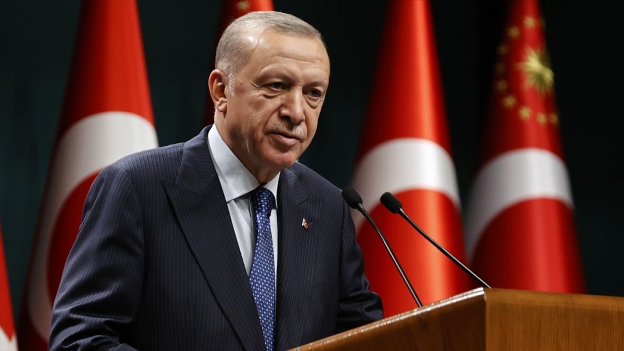 Erdoğan: Yunanistan tarafından Lozan Barış Antlaşması'nda kayıtlı şartlar aşındırılmaktadır
