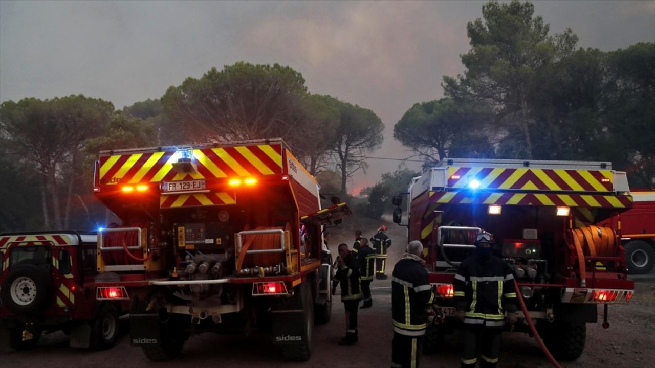 Fransa yangınlarla mücadele ediyor