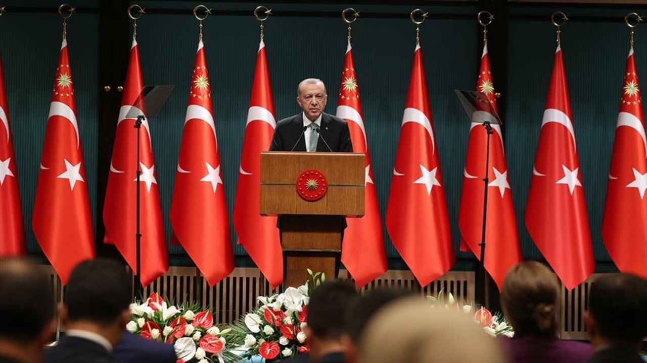 Erdoğan: İcra takibine yol açan 2 bin lira ve altındaki borçlarını tasfiye ediyoruz