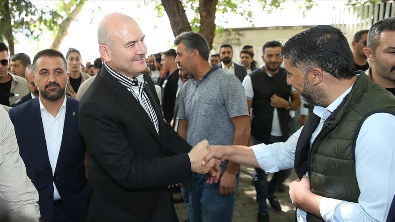 Soylu, Diyarbakır Silvan ve Hazro'da vatandaşlarla bir araya geldi