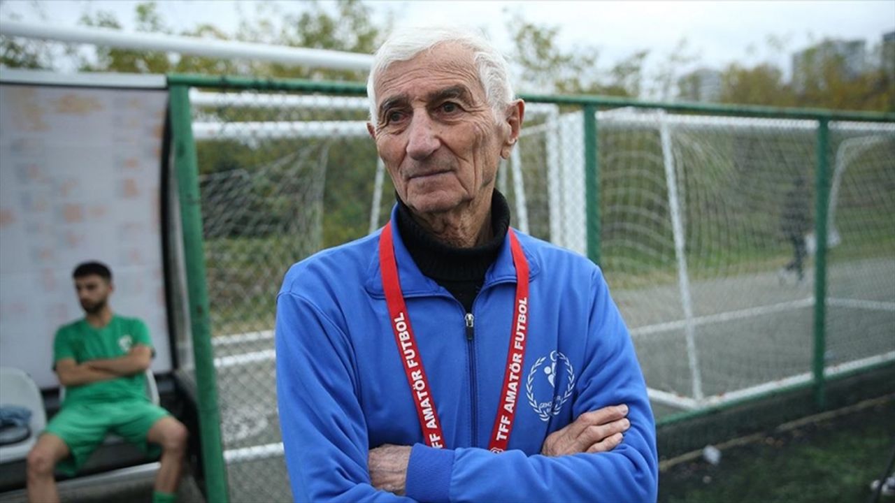 84 yaşındaki antrenör 59 yıllık takımıyla bir ilki yaşamak istiyor
