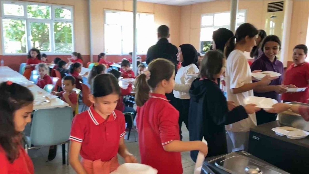 Bursa’da 29 bin 654 öğrenciye ücretsiz yemek