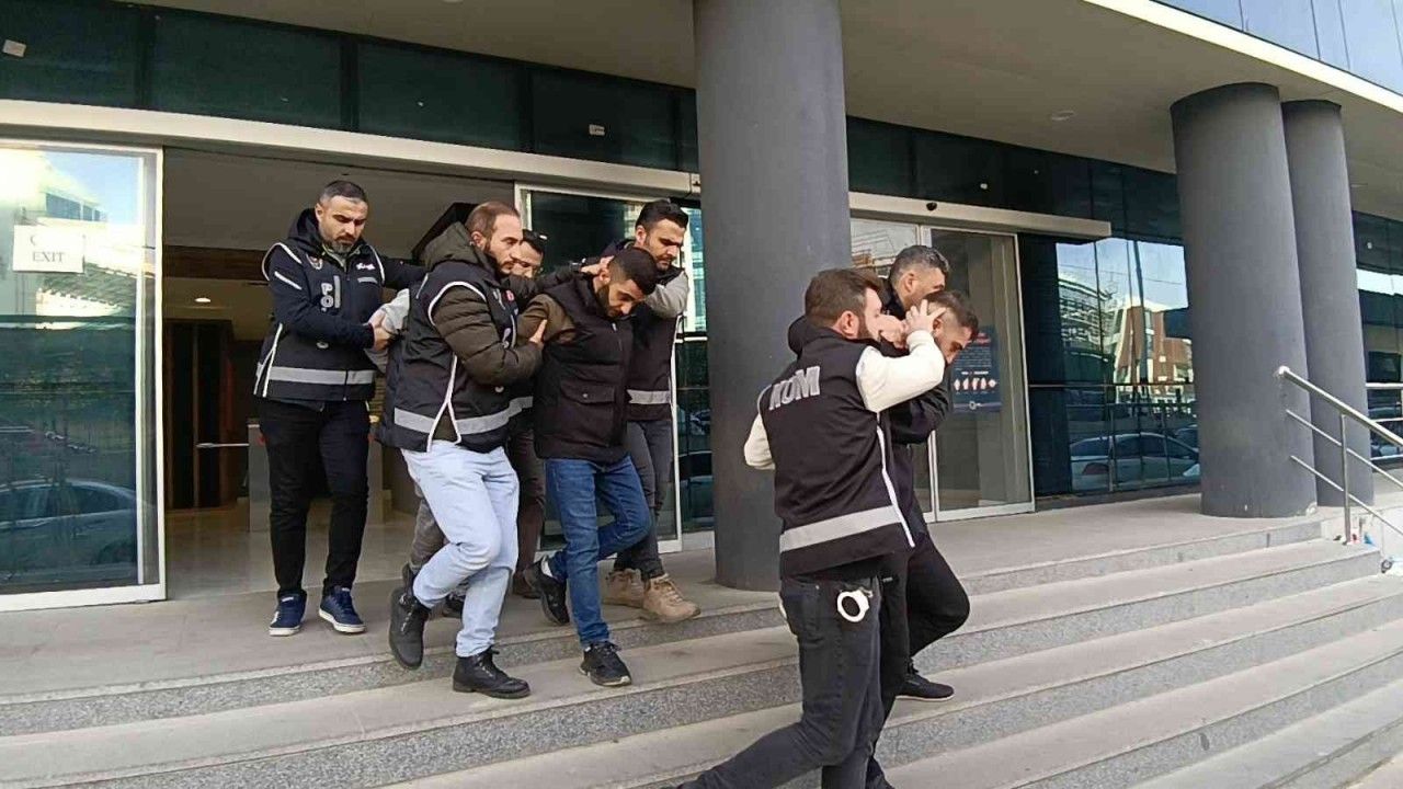 Bursa’yı kana bulayacaklardı, polis önledi