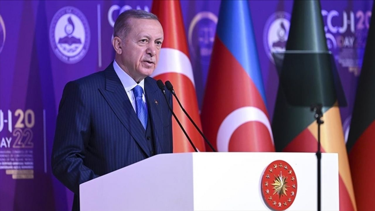 Erdoğan: Göçmenlere kapı duvar olan kurumlar, PKK'lı ve FETÖ'cü teröristlere hoşgörülü davranıyor