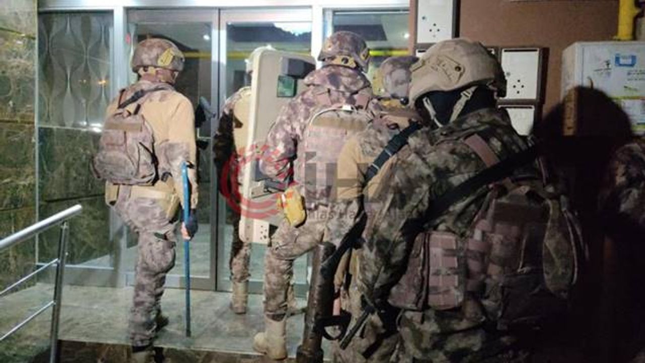 İstanbul’da FETÖ operasyonu: 9 şüpheli tutuklandı