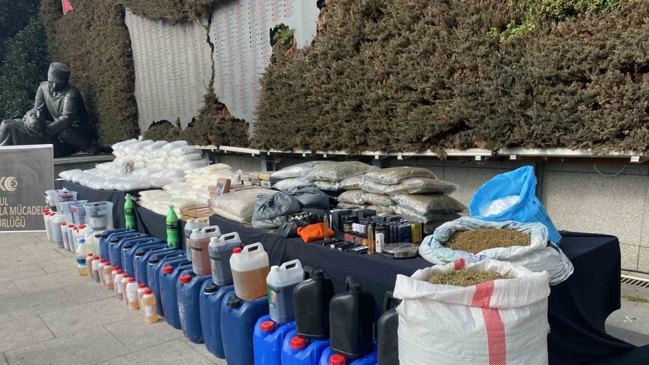 İstanbul’da 1 ton 63 kilo uyuşturucu madde ele geçirildi