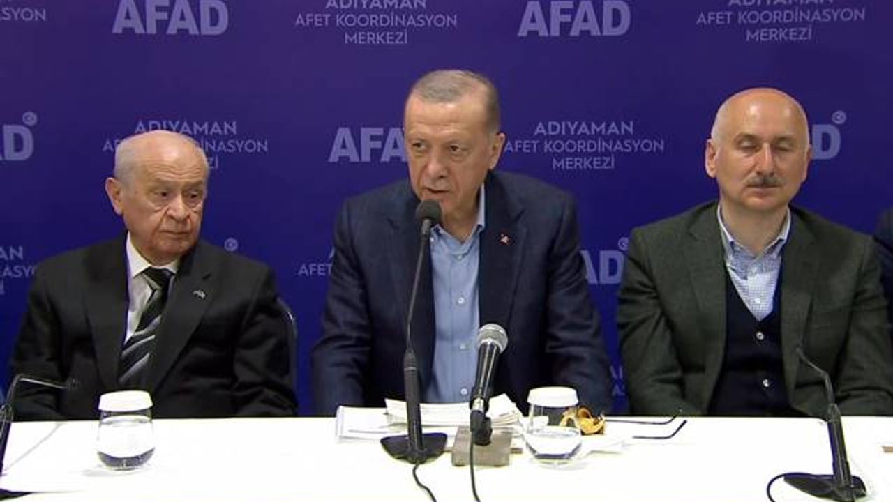 Erdoğan: ''Dalkavuklara asla kulak asmayın.''
