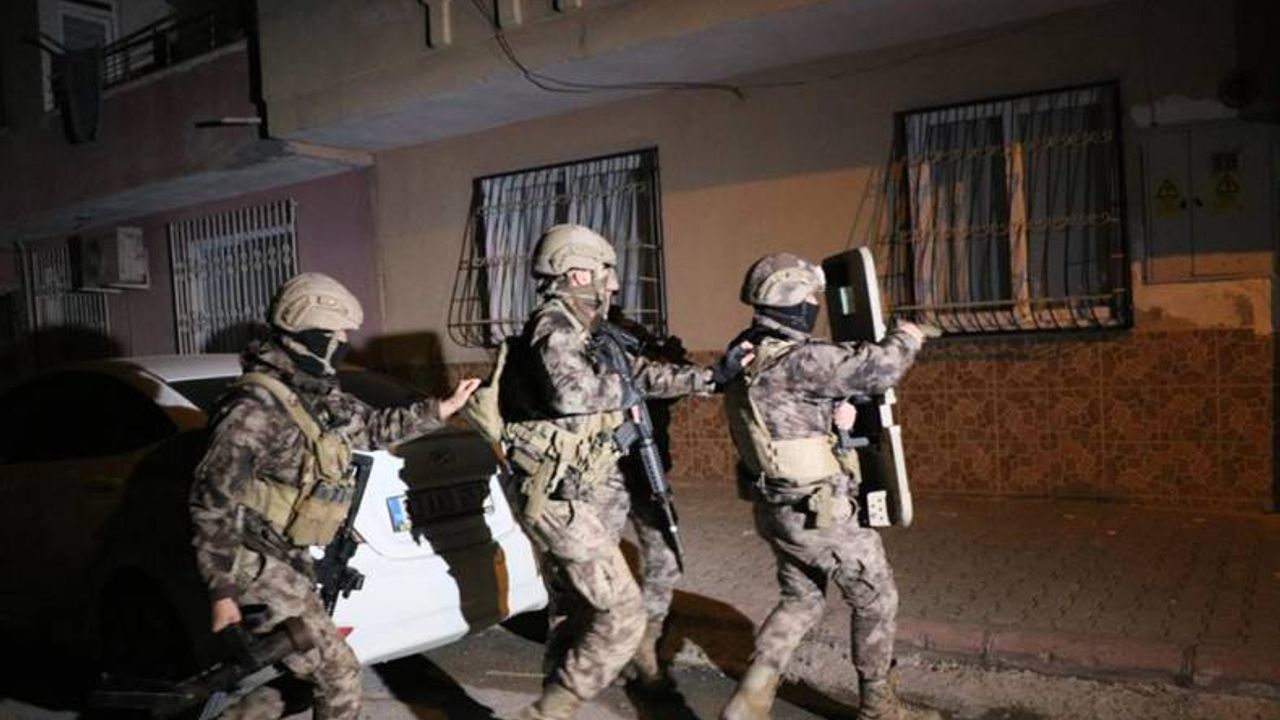 İstanbul’da El Kaide, DEAŞ ve HTŞ’ye operasyon: 13 yabancı yakalandı