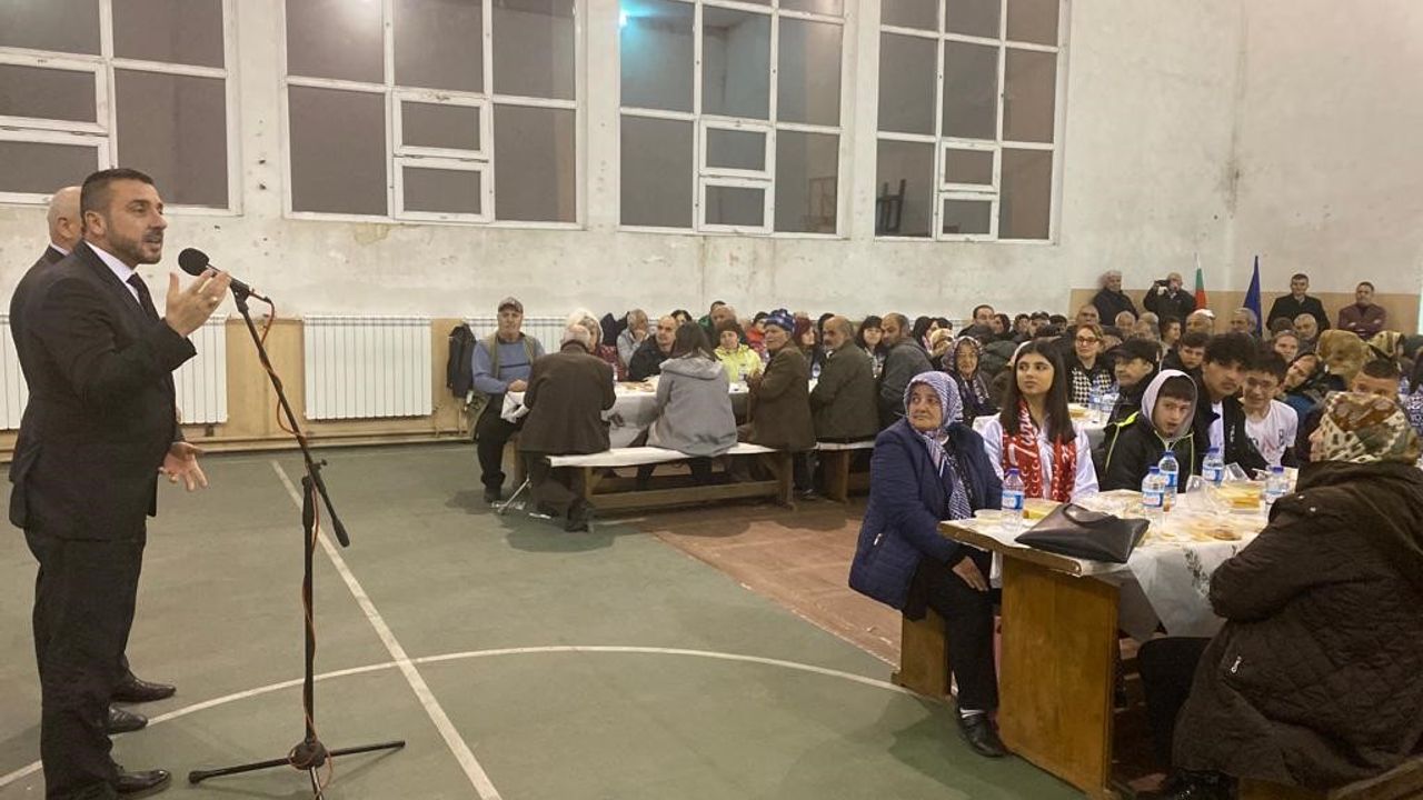 Bulgaristan’da 3 bin kişilik kardeşlik iftarı