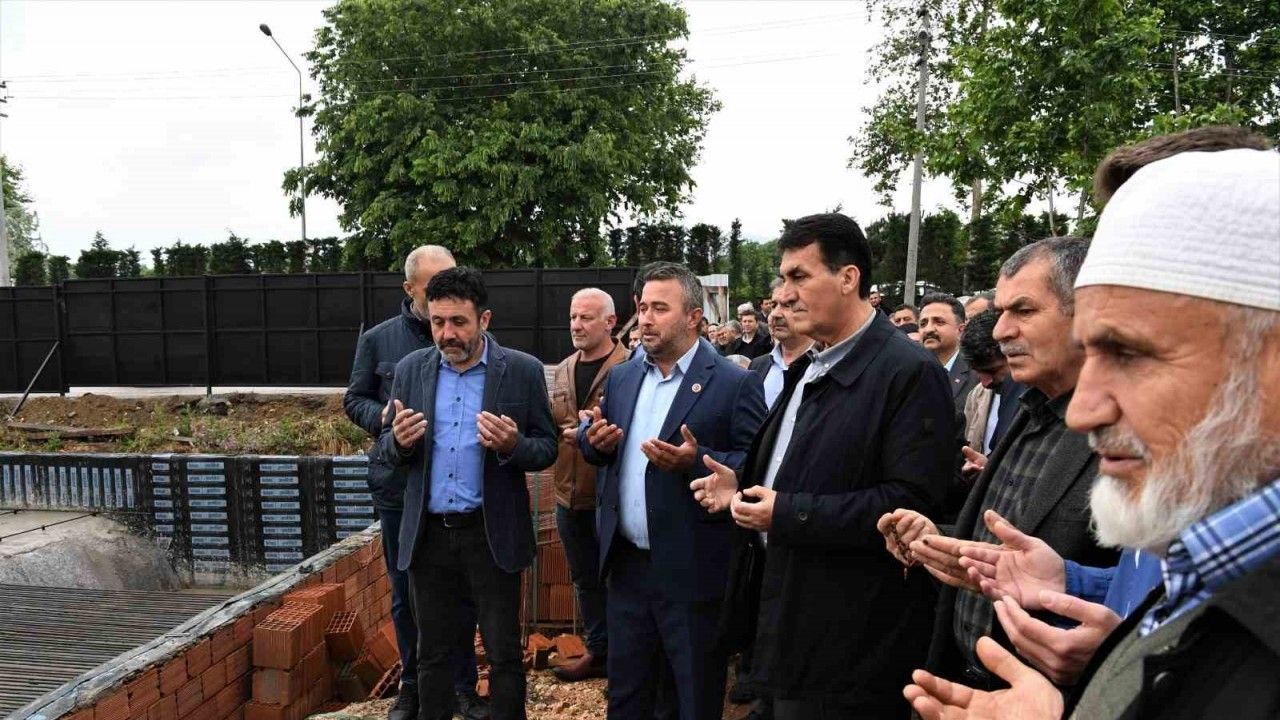 Osmangazi Belediyesinden, Mehmet Akif Mahallesi’ne örnek hizmet