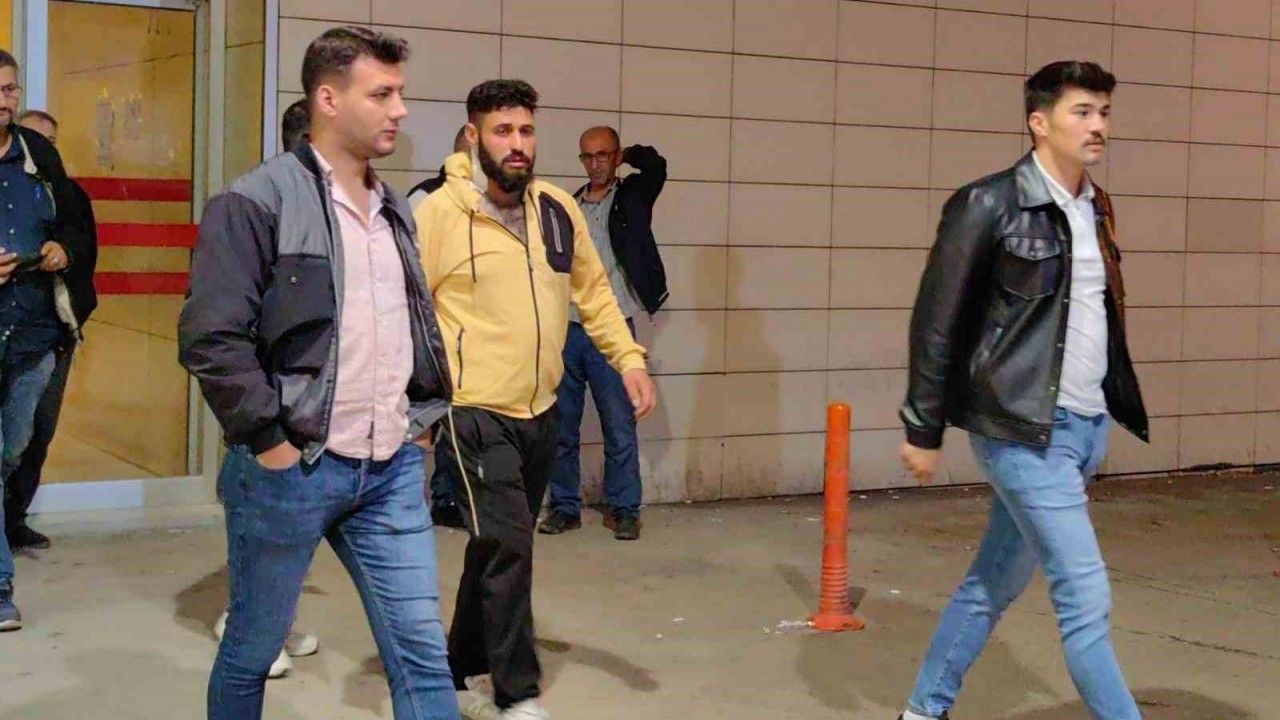 Bursa’da hırsız ev sahibini bıçakladı