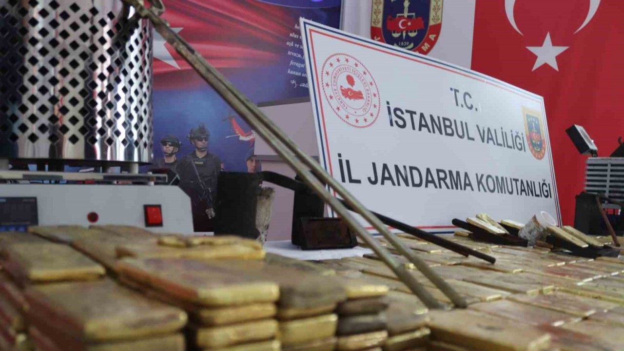 İstanbul'da  300 kilogram sahte külçe altın yakalandı