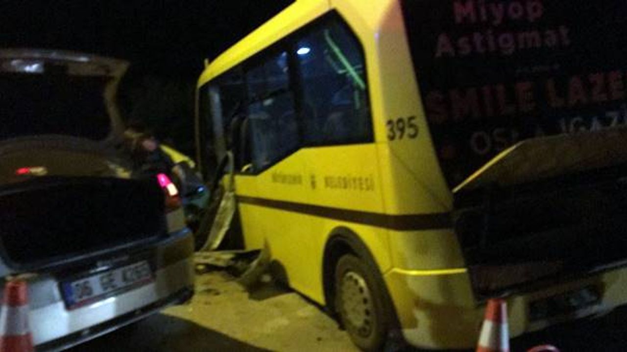 Gürsu'da Belediye otobüsü ile otomobil çarpıştı: 2 ölü