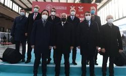 Bakan Karaismailoğlu, Rusya ve Çin'e gidecek olan ihracat trenleri uğurlandı