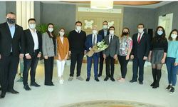CHP Nilüfer İlçe Gençlik Kolları, Başkan Erdem’i ziyaret ettiler