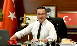 Mustafakemalpaşa İlçe Stadyumu, saha içi zeminiyle Süper Lig takımlarını bile kıskandırıyor.