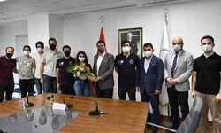 Başkan Dündar, “İmkan tanındığında gençlerimizin neler yapabildiğini görüyoruz.