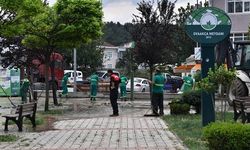 Osmangazi Belediyesi, Ovaakça Mahallesi’nde yoğun bir temizlik çalışması yürütüyor.