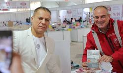 Gemlik Belediye Başkanı Sertaslan,  2. Gemlik Kitap Fuarı’nı ziyaret etti