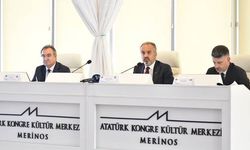 Başkan Aktaş, muhtarları  tek tek dinleyerek not aldı.