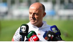 Bursaspor Teknik Direktörü Özcan Bizati:  ''Transfer Konuşmak İçin Çok Erken''
