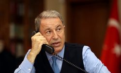 Bakan Akar, Ukrayna Savunma Bakanı Reznikov ile telefonda görüştü