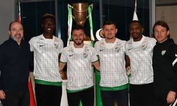 Başkan Aktaş: ''Bursaspor’umuzun yeni transferleri şehrimize hayırlı uğurlu olsun.''