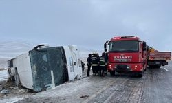 Konya'da tur otobüsü devrildi 6 kişi öldü, 41 kişi yaralandı