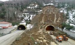 Bolu Dağı Tüneli'nde yol açma çalışmaları sürüyor