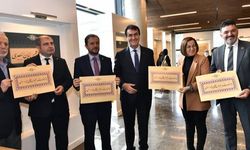 Bursa’nın Gönül Sultanları” adlı Hat Sergisi’ni sanatseverlerin beğenisine sunuldu.