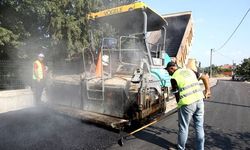 Nilüfer Belediyesi, yol-asfalt çalışmalarına hız verdi. 