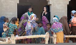Angelina Jolie'den, Pakistan'daki sel mağdurları için yardım çağrısı