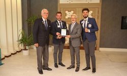 Başkan Erdem, Rotary ve Rotaract Kulübü üyeleri ile bir araya gedi