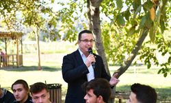 Başkan Mehmet Kanar, öğrencilerle buluştu.