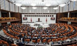 AK Parti'den 6 yaşındaki çocuğa istismar iddiasına ilişkin araştırma önergesi