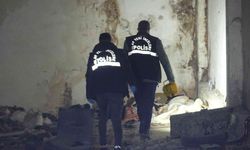 Bursa’da metruk binada şüpheli ölüm
