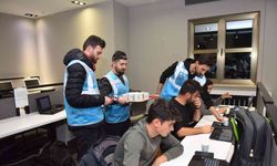 Yıldırım’da ders çalışmaya salep molası