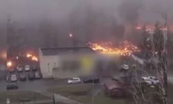 Ukrayna'da bir anaokulunun yanına helikopter düştü