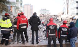 Gürsu Belediye Başkanı Işık Kahramanmaraş’ta
