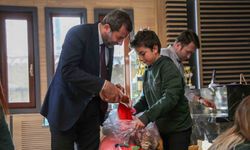 Gürsulu çocuklardan afet bölgesine oyuncak