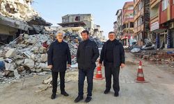 Başkan Turgay Erdem deprem bölgesinde 