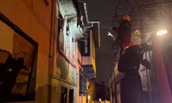 Bursa’da tarihi binada korkutan yangın