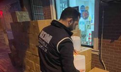 Dezenfektan diye satılan 3 ton 150 litre alkollü sıvı ele geçirildi