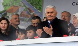 Binali Yıldırım'ın annesi vefat etti.