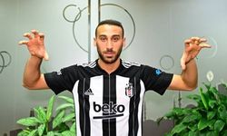 Cenk Tosun: “Beşiktaş’ta kalıyorum”